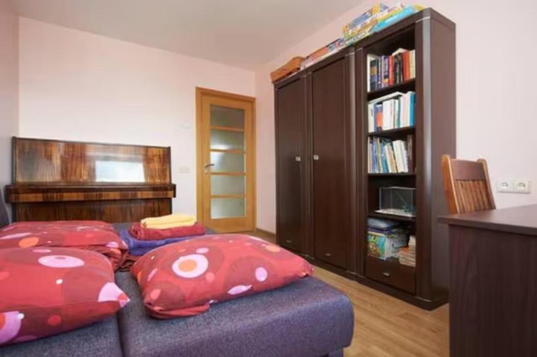 Cozy Private Room In A Three Room Apartment Free Parking Feel Like At Home 维尔纽斯 外观 照片